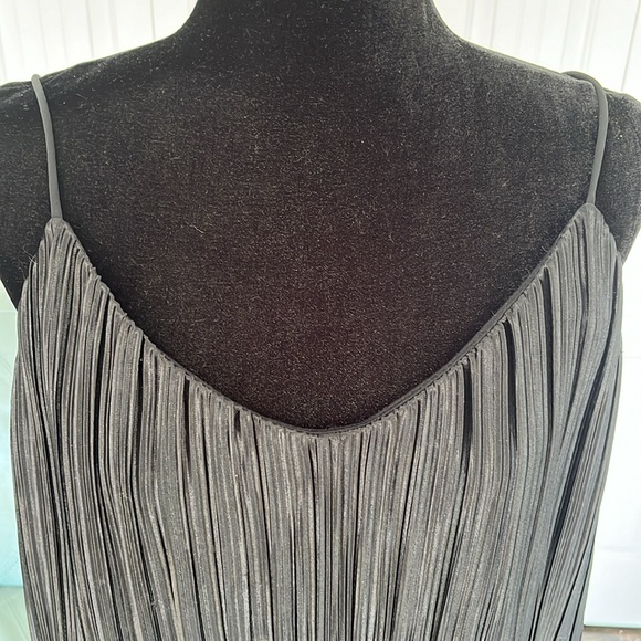 H&M Black, textured, Spaghetti Strap Tank Top, Size XL - Picture 2 of 11